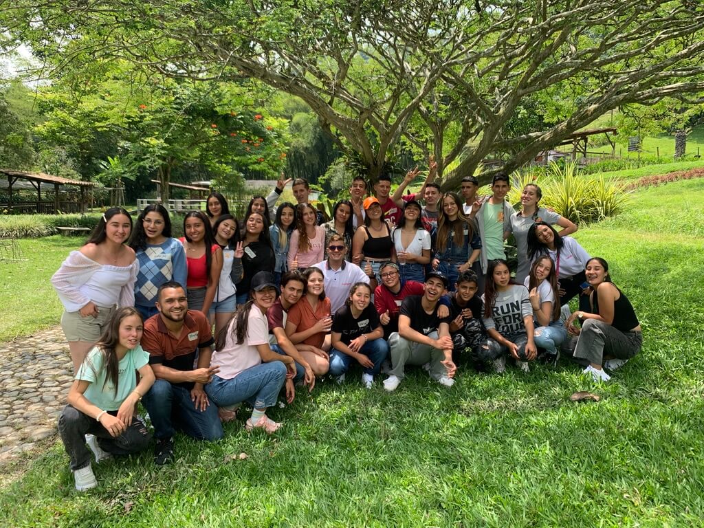 talleres de sebastian quijano cossio entrenamiento en facilitacion experiencial programador neurolinguistico en colombia liderazgo de equipos y empresas